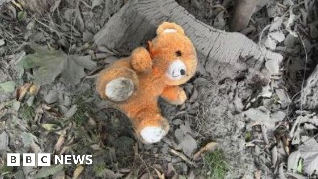 Russian glide bomb attack on Zaporizhzhia kills at least 20 people